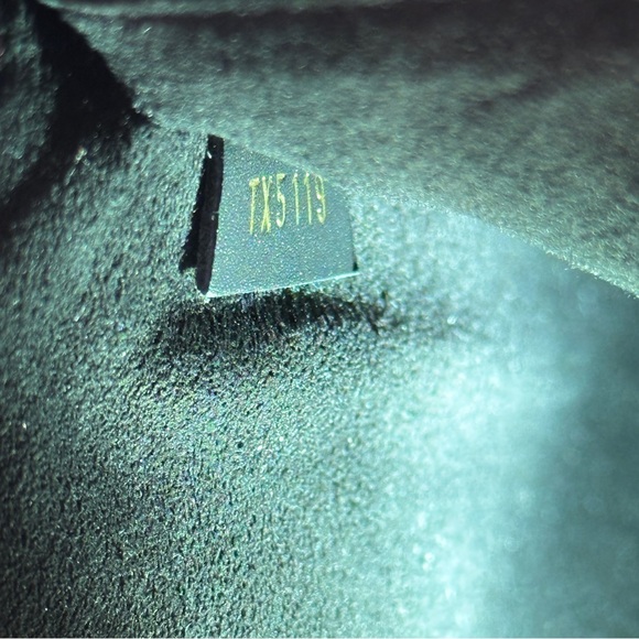 LV NEONOE BAG - Picture 8 of 12